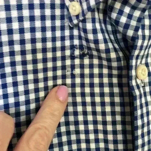 Distressed Peter Millar button down shirt. XXL - Picture 4 of 7